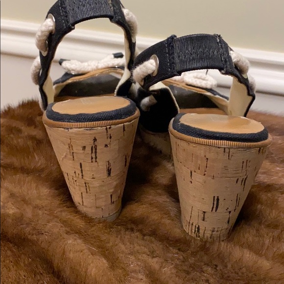 Sperry wedges - Picture 2 of 3